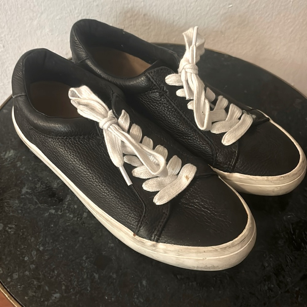 Frye Low Lace